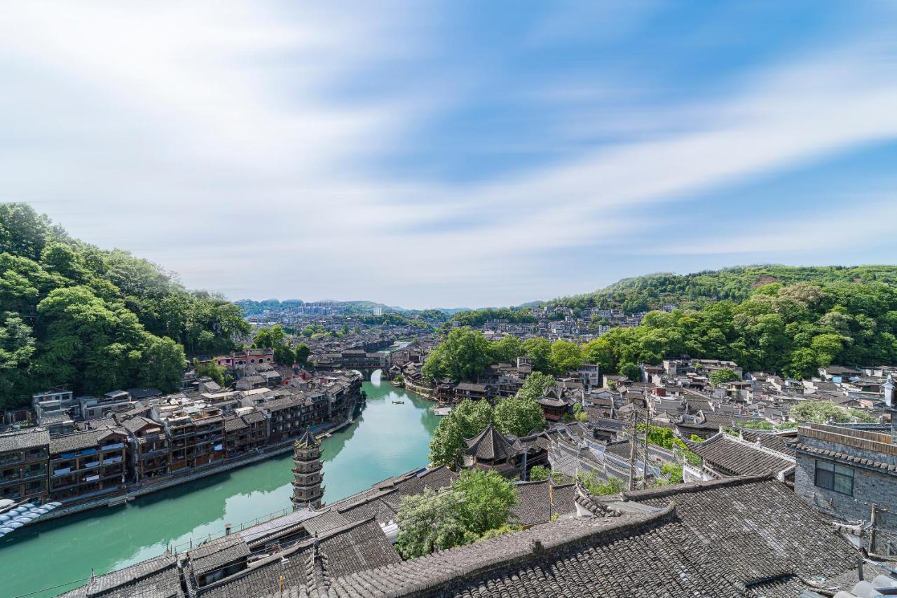 Phoenix Best River View B&B 鳳凰県 エクステリア 写真